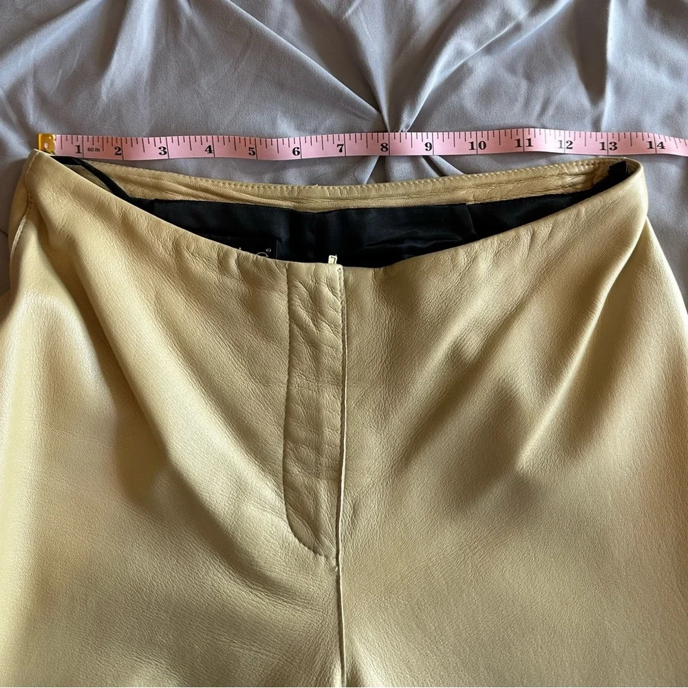 Bebe Genuine Leather Mid-rise Pants in Pearl Beige - Vintage Y2K - Picture 3 of 7